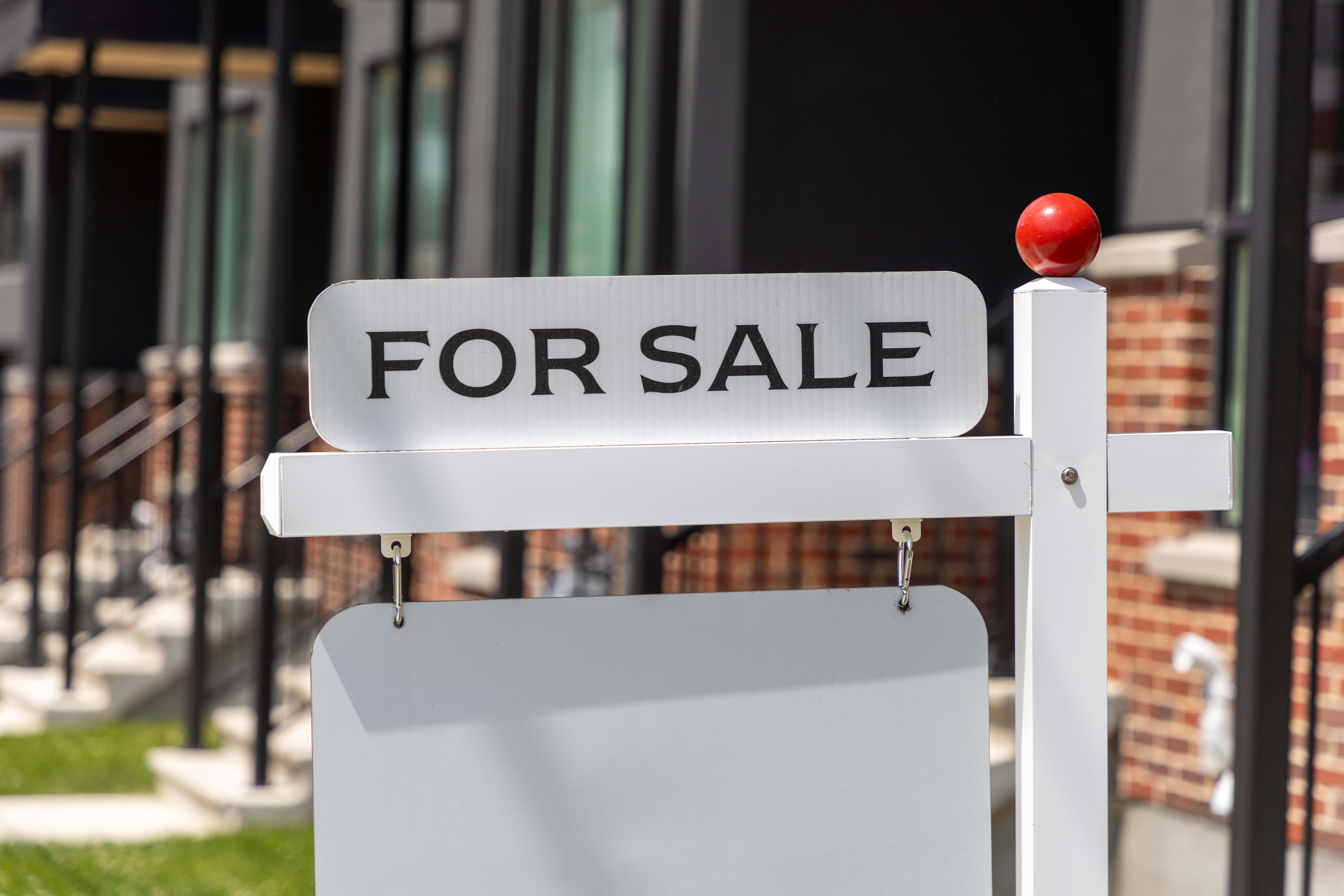 Coroplast real estate sign printed at Auto Trim Design