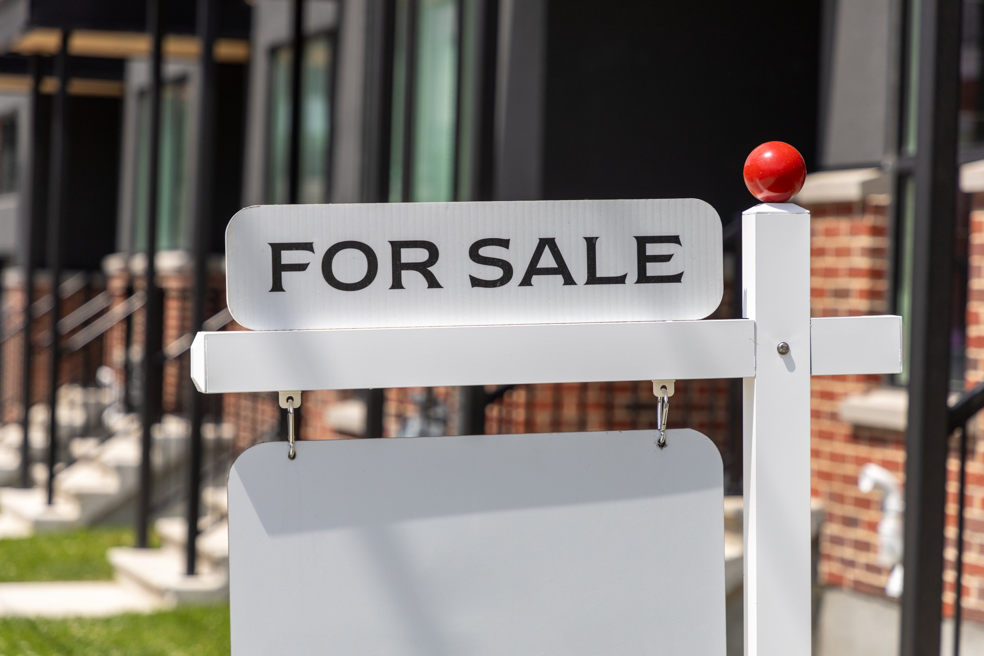 Coroplast real estate sign printed at Auto Trim Design